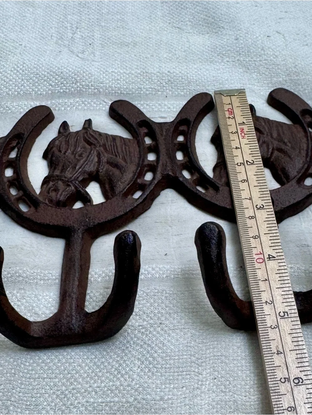 Cast Iron Horses Horseshoes Wall Hook Rack Key Towel Coat Hanger Rustic Brown